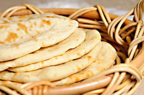 Naan - indiai lapos kenyér